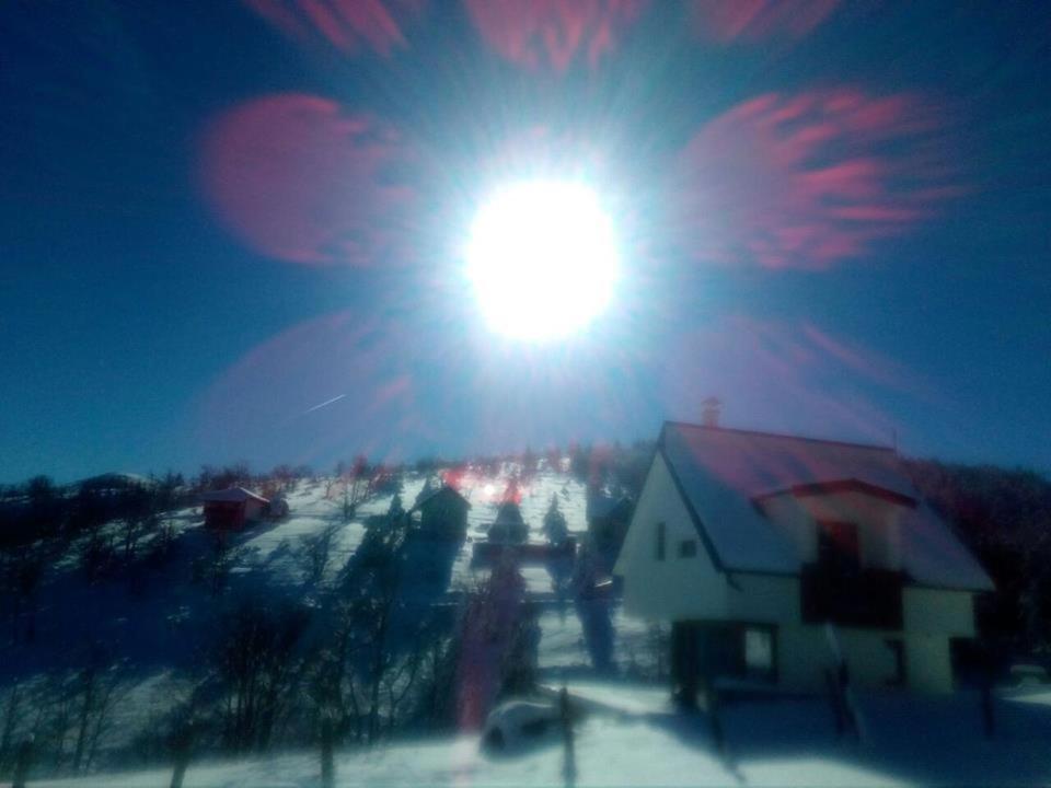 Vikendica Mm Villa ซลาตีบอร์ ภายนอก รูปภาพ