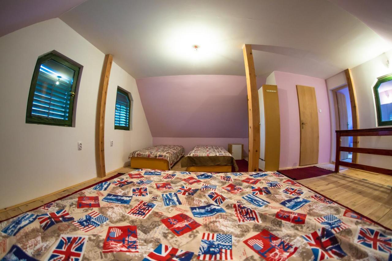 Vikendica Mm Villa ซลาตีบอร์ ภายนอก รูปภาพ